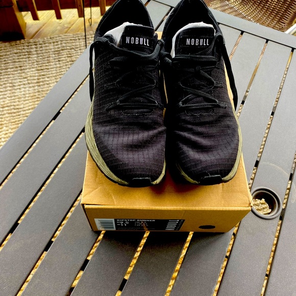 Nobul ripstop runner , blk woman used sz11 - Picture 2 of 9